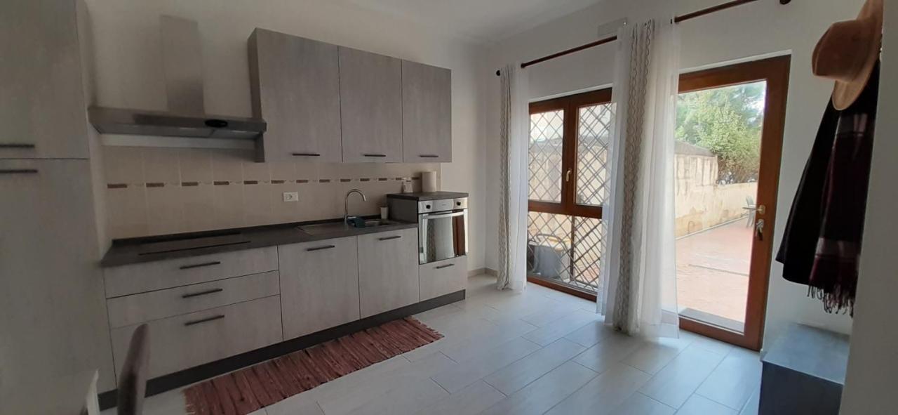 Apartamento Comfy&Cozy Flat In Fiumicino Center Exterior foto