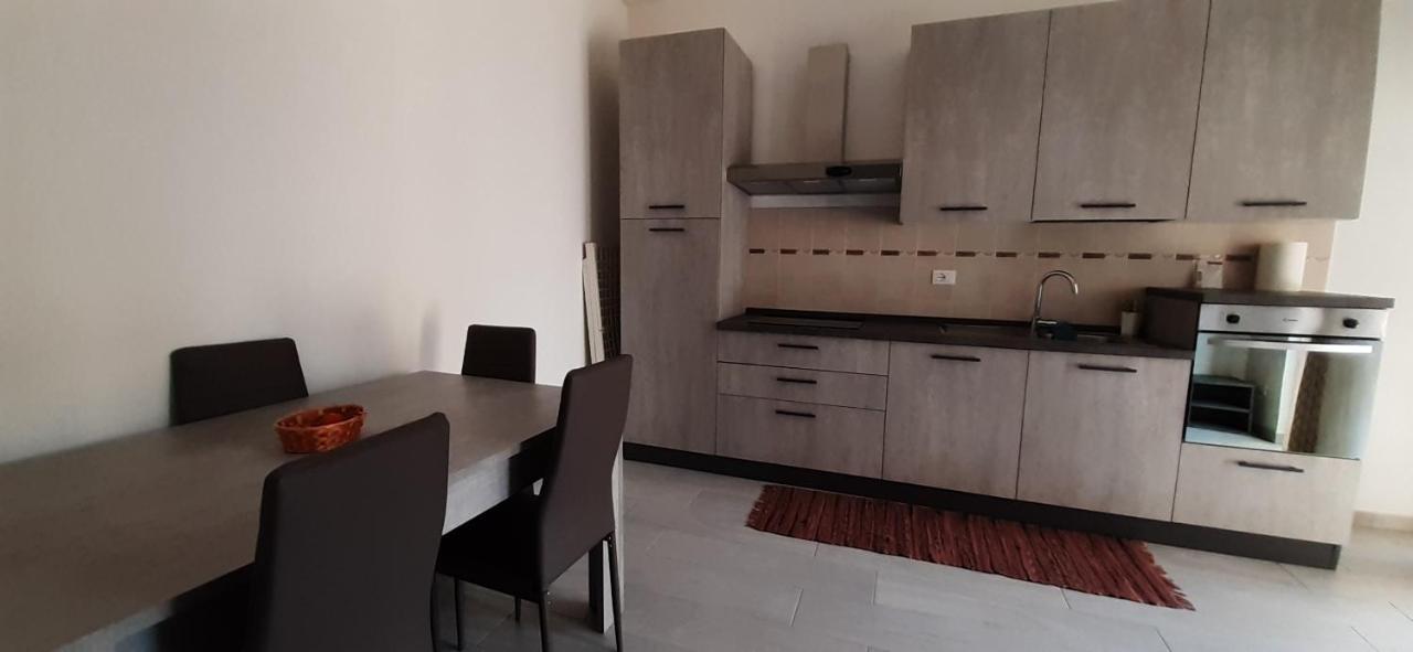Apartamento Comfy&Cozy Flat In Fiumicino Center Exterior foto